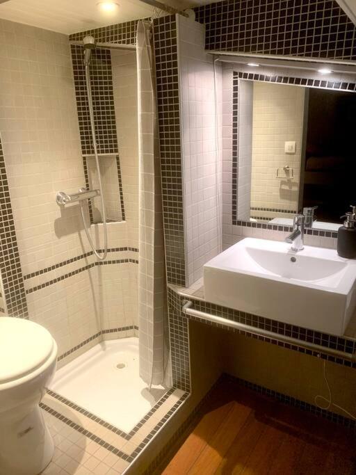 Peniche Odilia Apartment Avignon Ngoại thất bức ảnh
